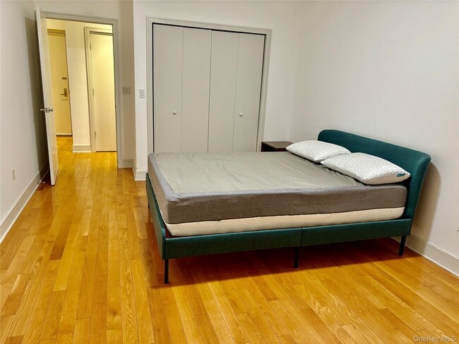 Building Photo - 41-26 27th St