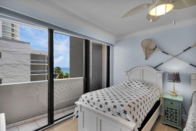 Building Photo - 4200 N Ocean Dr