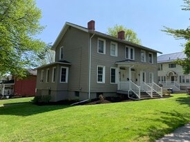 Building Photo - 117 Gorham St