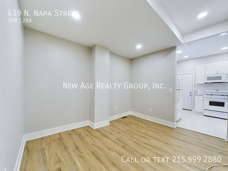 Building Photo - 439 N Napa St