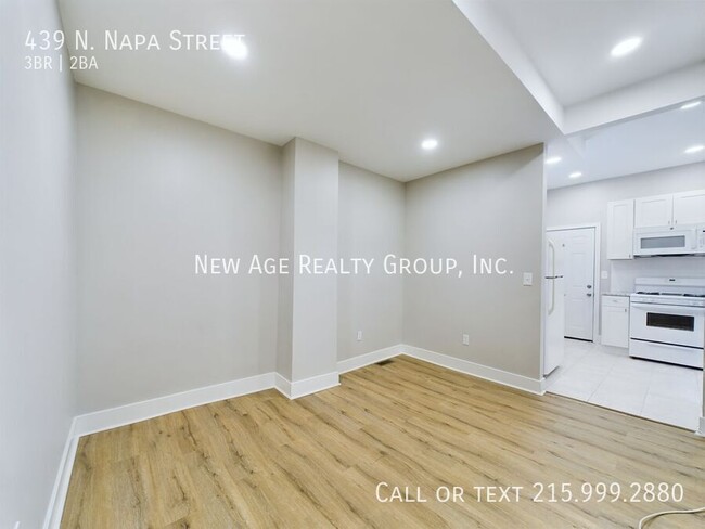 Building Photo - Newly renovated three bedroom house near D...