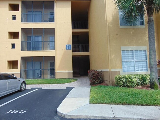 Building Photo - 4323 Bayside Village Dr