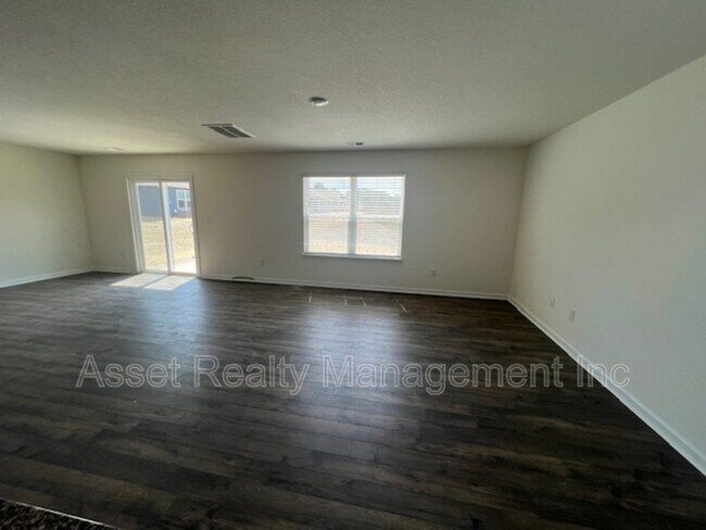 Building Photo - 3031 Nicole Cir