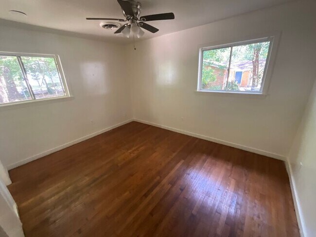 Building Photo - 3612 Sykes Park Dr