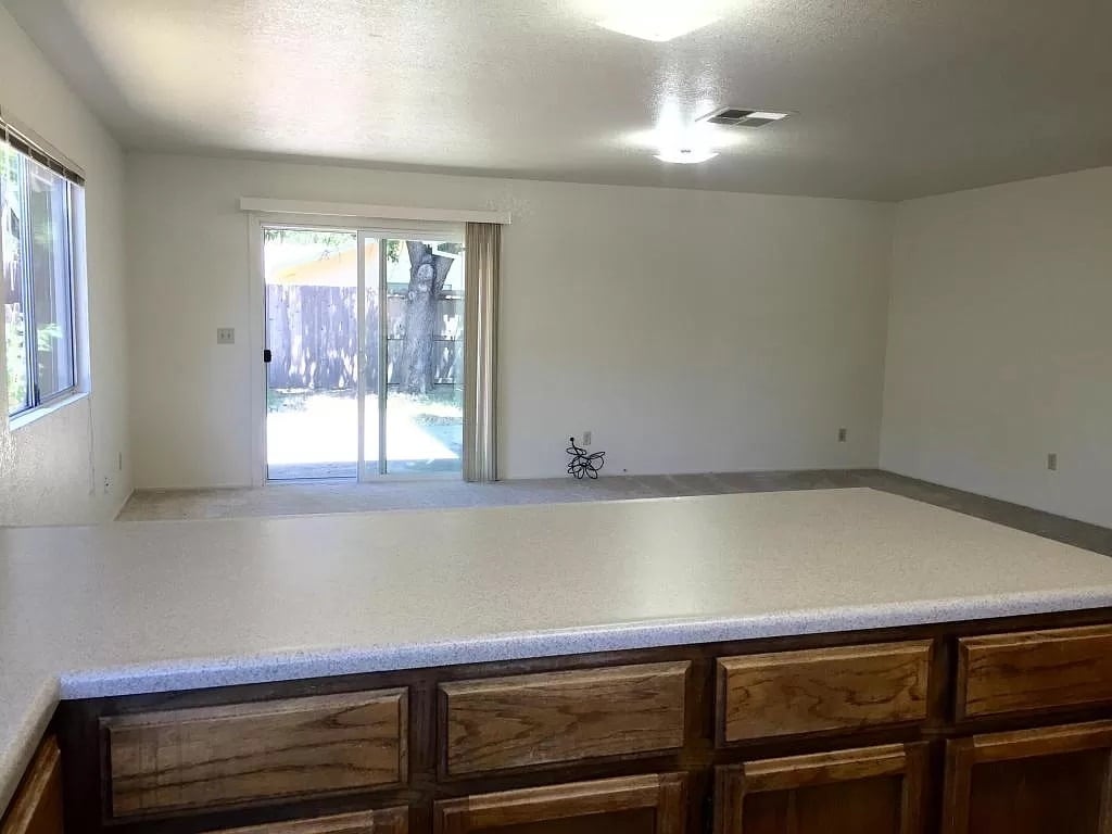 Building Photo - 2610 Pernie Trl