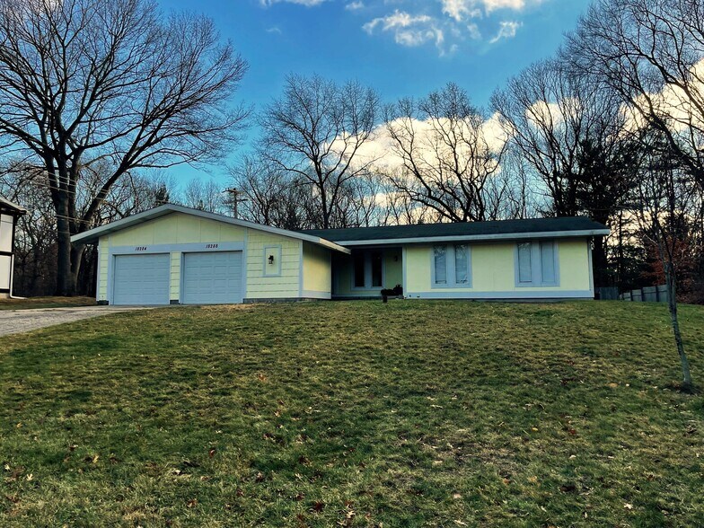 Building Photo - 18284 Swiss Dr