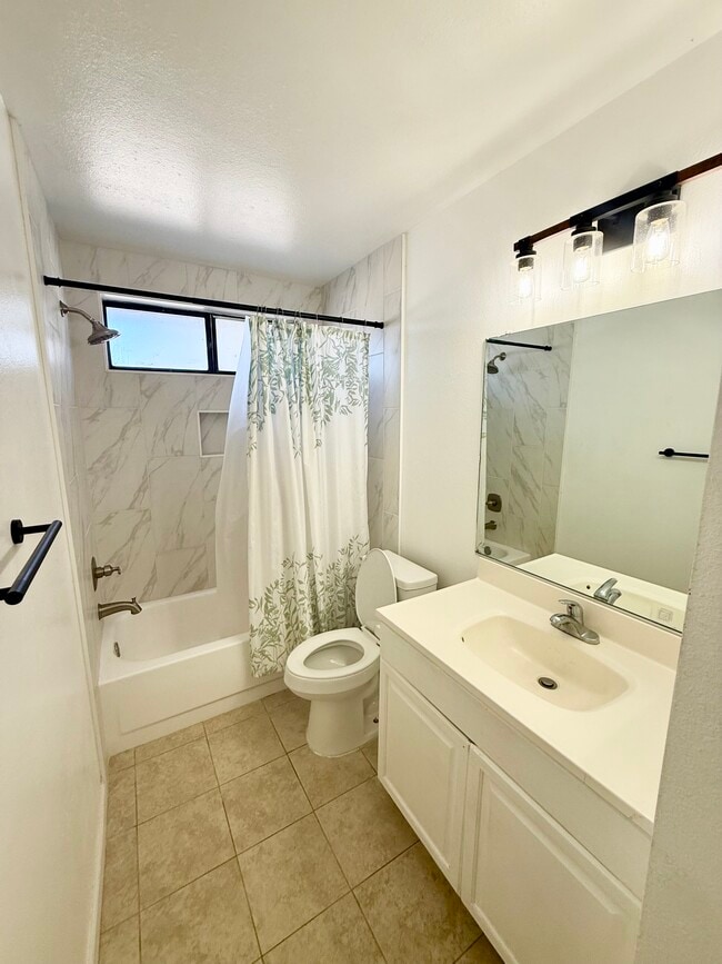 Building Photo - 10729 E Ave R 10