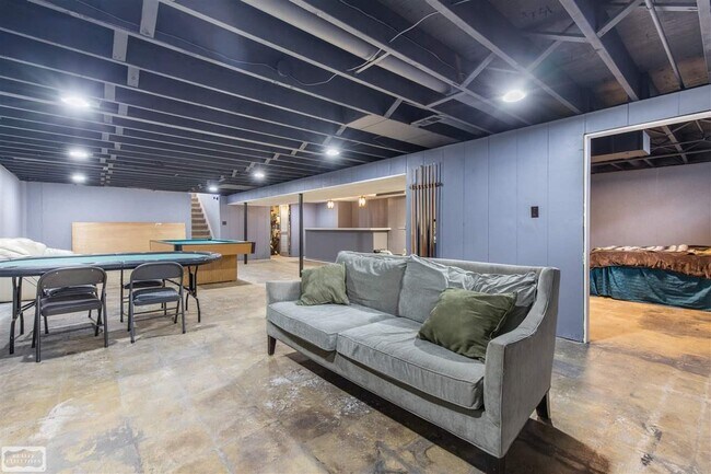 Building Photo - 11489 Anna Lisa Dr