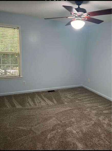 Building Photo - 105 Timberland Dr