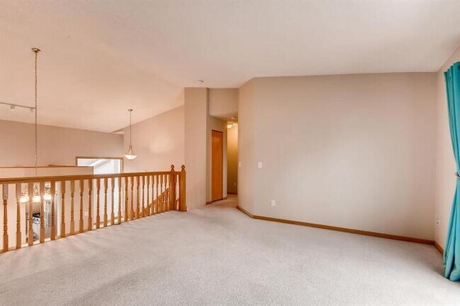 Building Photo - 2831 Carver Park Cir, Woodbury, MN, 55125