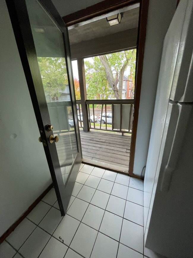 Building Photo - 72 Chittenden Ave