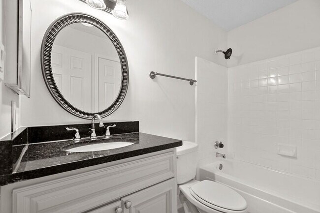 Building Photo - 5207 Santa Fe Pkwy