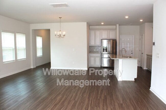 Building Photo - 1132 Chestnut Bluff Run