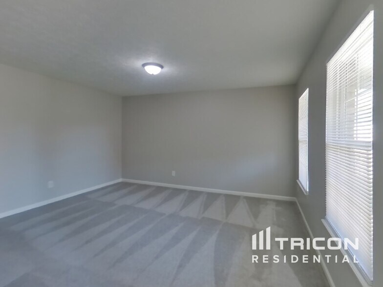 Building Photo - 16736 Yeoman Way