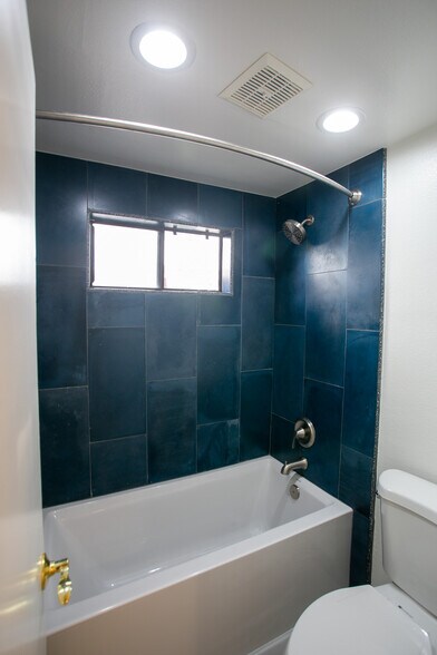 Building Photo - 26781 Avenida Las Palmas