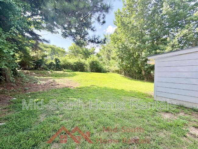 Building Photo - 3243 Boone St
