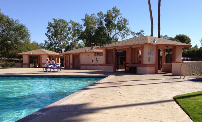 Building Photo - 2540 W Falbrook Way