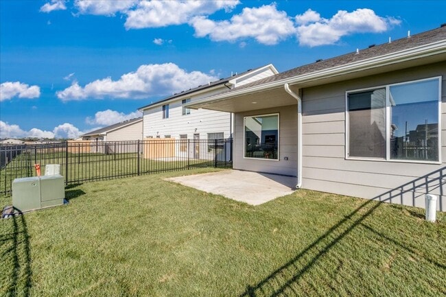 Building Photo - 1060 W Long Path Ct