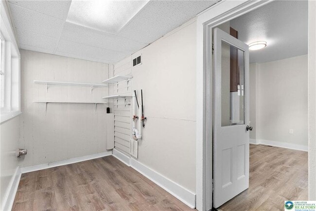 Building Photo - 821 Jackson St