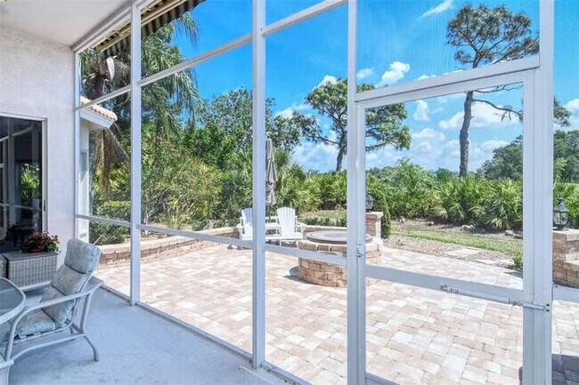 Building Photo - AVAILABLE JULY 1ST! Water & Golf Views in University Park Country Club with Pool and Spa!  3bed |...