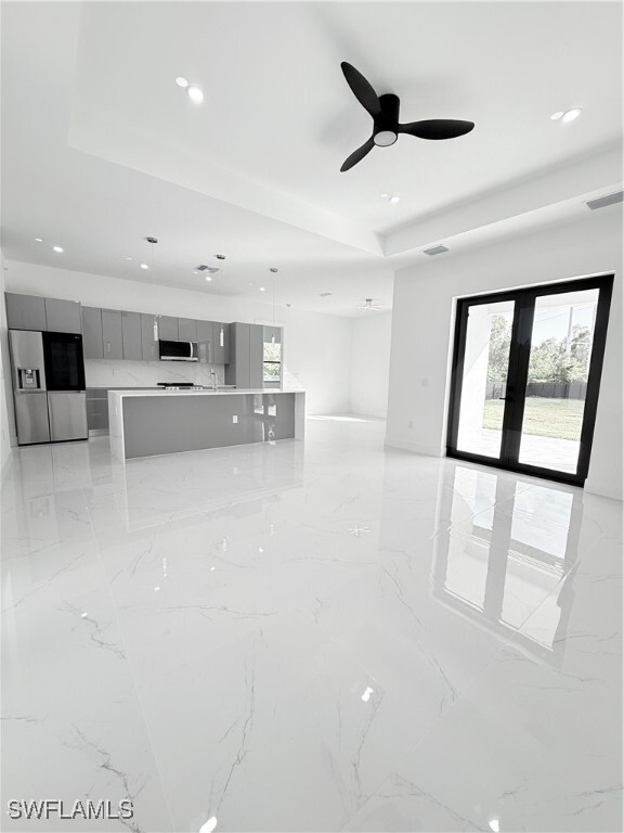 Building Photo - 702 Zemil Ct