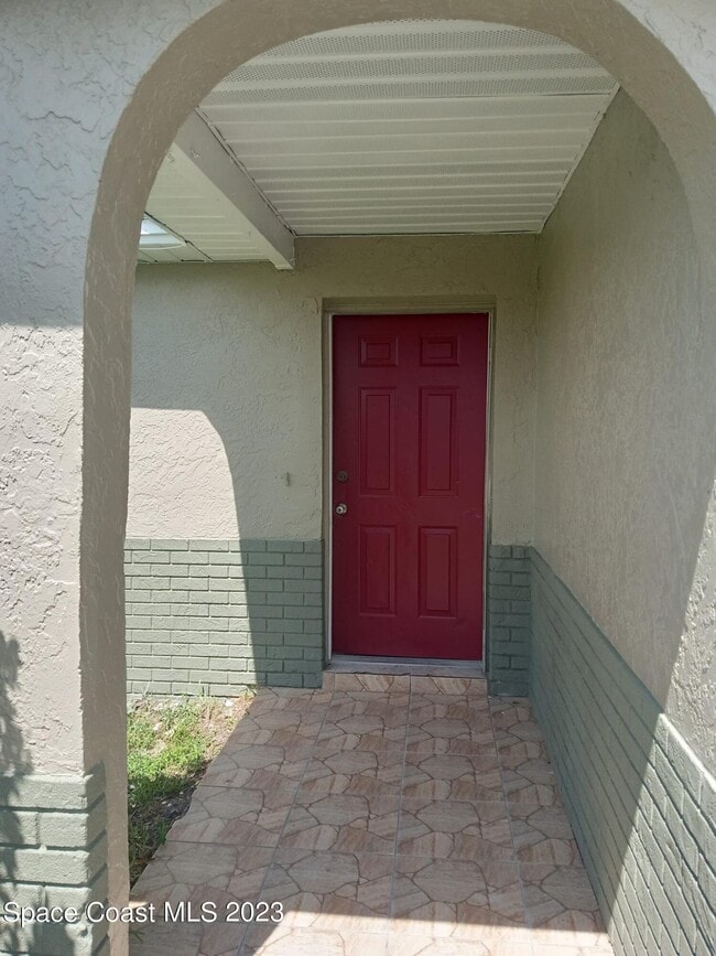 Building Photo - 2610 Brett Ct