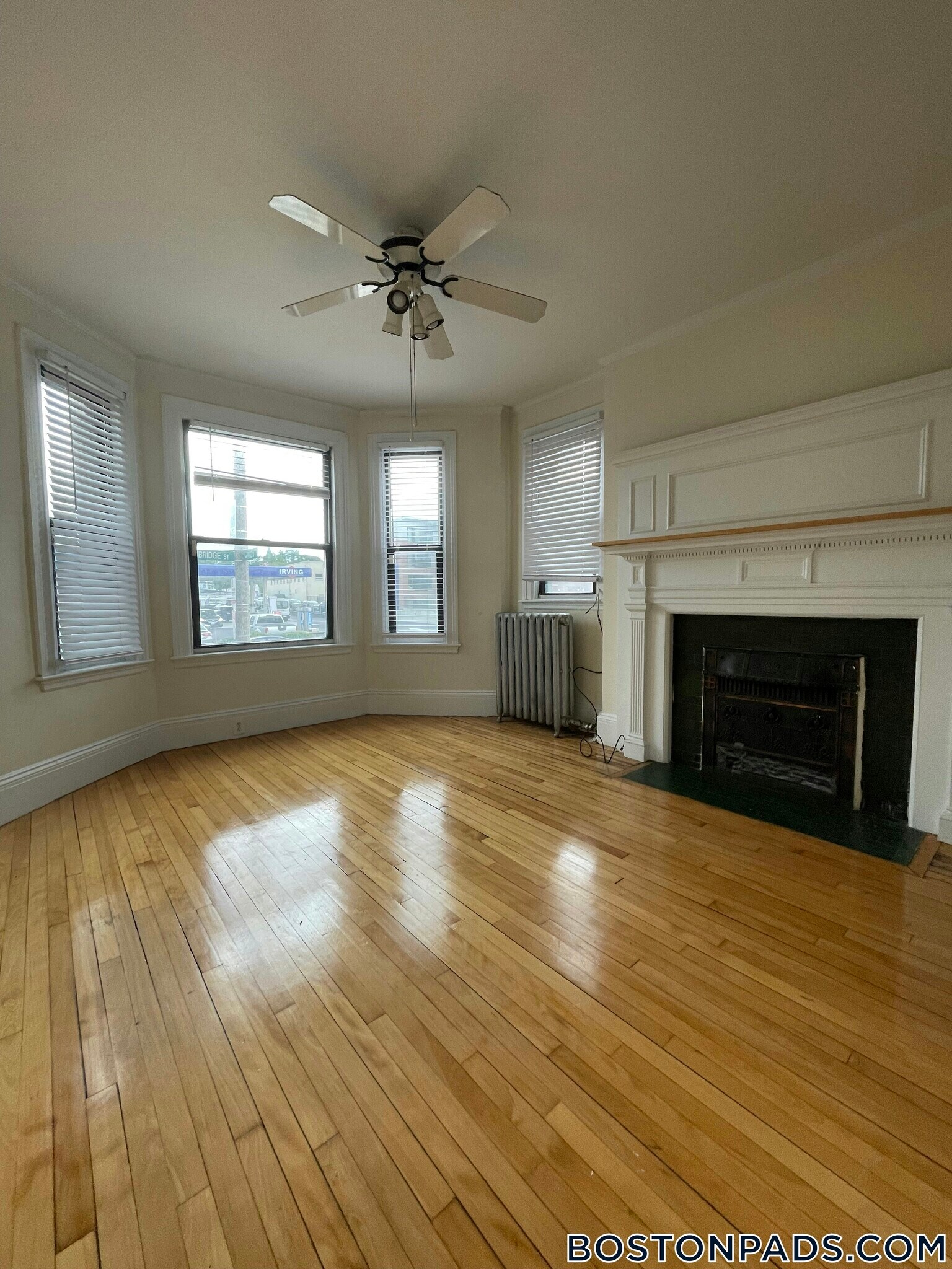 Building Photo - 441 Cambridge St