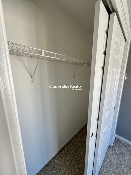 Building Photo - 66 Murdock St