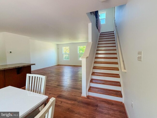 Building Photo - 18133 Scenic Creek Ln