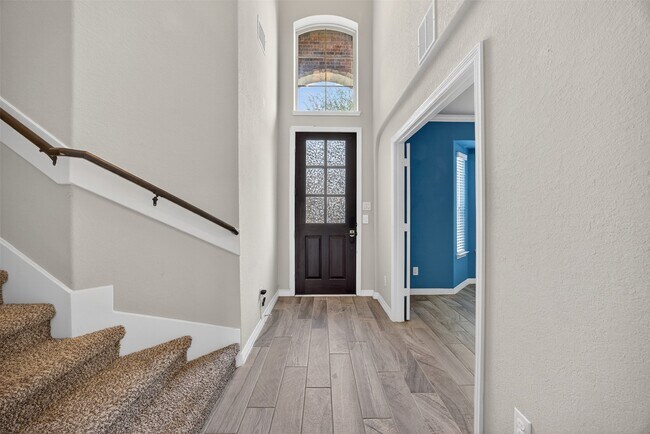 Building Photo - 11022 Honeysuckle Haven Dr