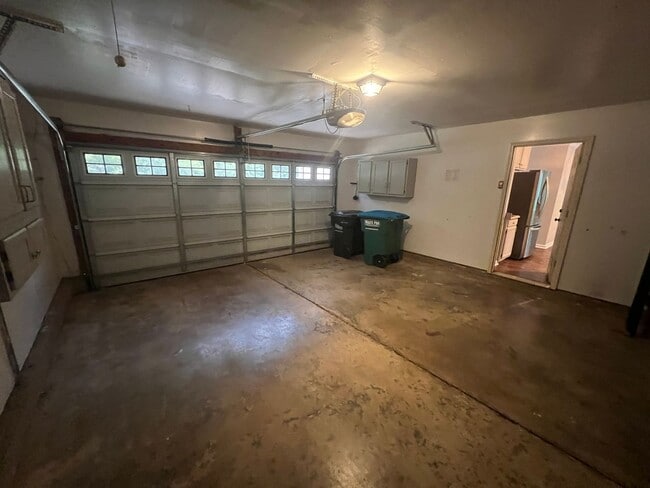 Building Photo - 4440 Hounds Run Dr