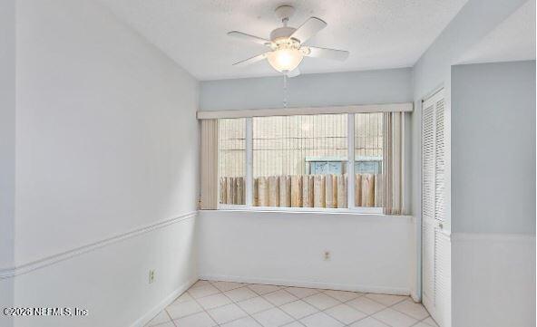 Building Photo - 11549 Kelvyn Grove Pl