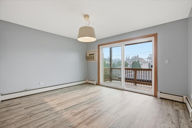 Building Photo - 2746 N 75th Ct
