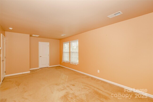 Building Photo - 7402 Dover Mill Dr SW