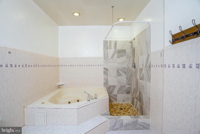 Building Photo - 7732 Little River Turnpike