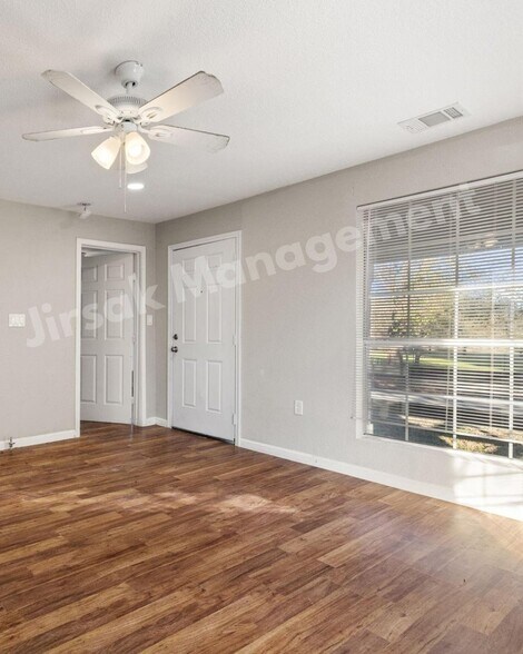 Building Photo - 202 S Dunbar Ln