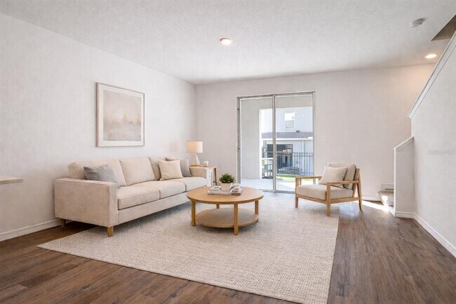 Building Photo - 2649 Olympic Ct