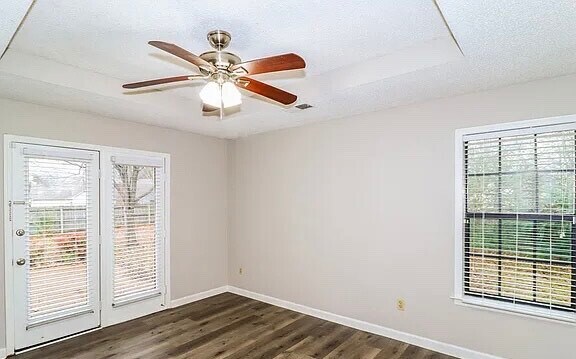 Building Photo - 2654 Van Eaton Ln