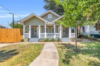Building Photo - 4121 Junius St