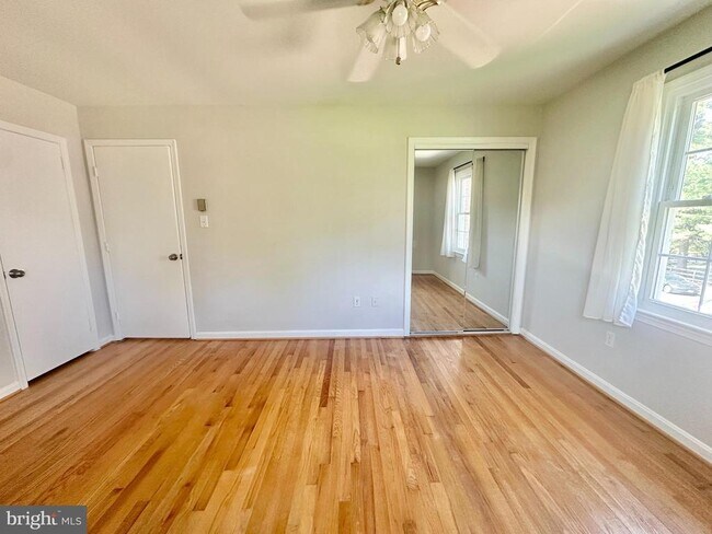 Building Photo - 703 Kentland Dr