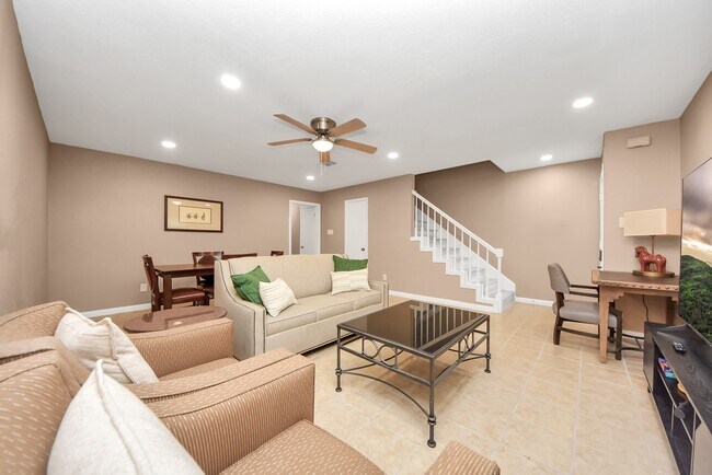 Building Photo - 6710 Biggs Ct