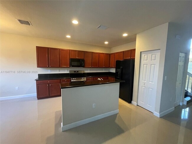 Building Photo - 10417 SW 231st Ter