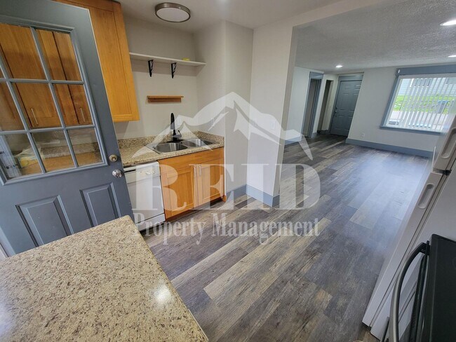 Building Photo - Centrally Located Bremerton Home With Partial View of Sinclair Inlet from Deck
