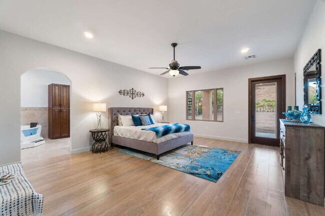 Building Photo - 36648 N 27th Ave