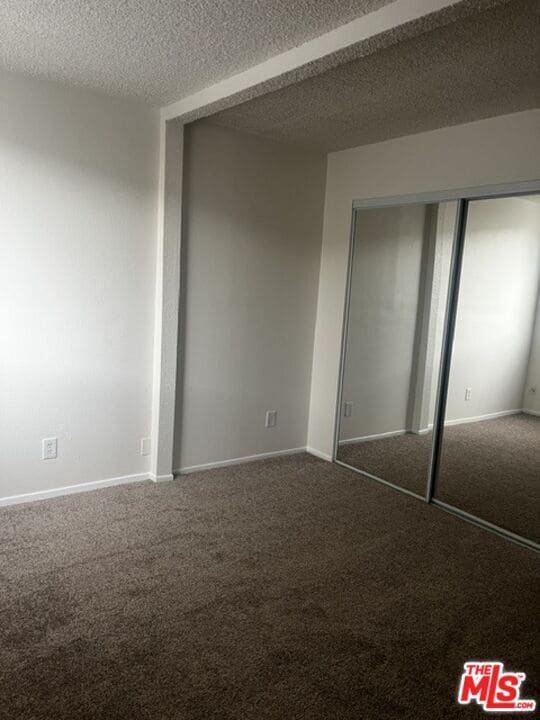 Building Photo - 10540 Balboa Blvd
