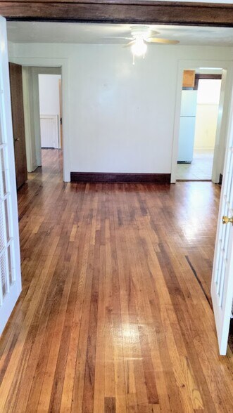 Building Photo - 1973 W 44th St