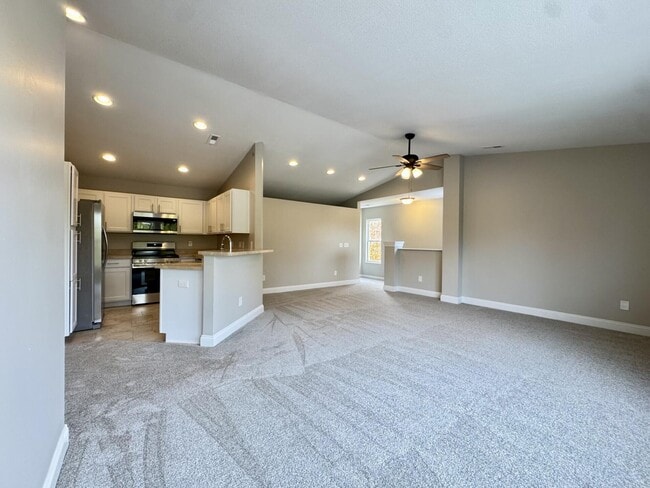 Building Photo - 2065 Timberwyck Ln