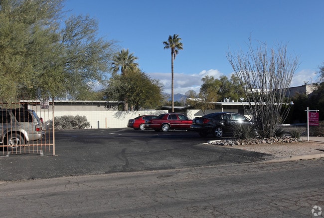 Building Photo - 2nd Street Condominiums