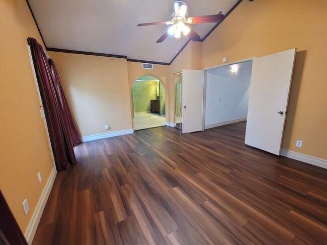 Building Photo - Beautiful 5 Bedroom La Habra Home