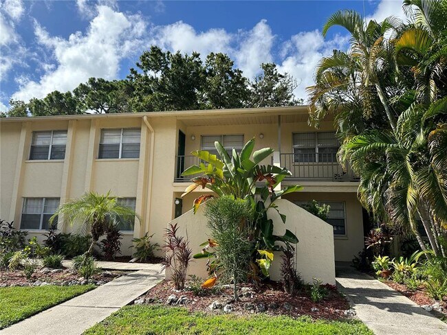 Primary Photo - 4800 Rilma Ave